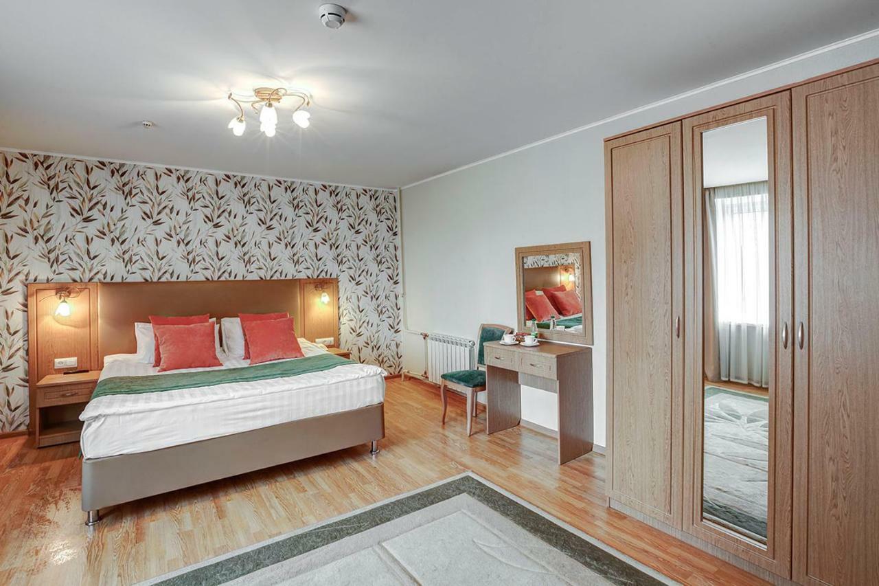 Orbita Hotel Sankt Petersburg Exteriör bild